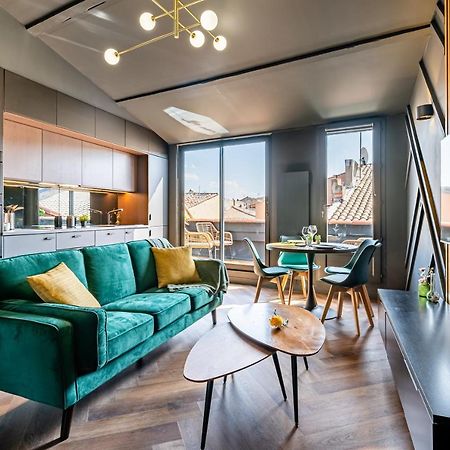 Loft En Ville - Duplex Terrasse Coeur Historique Avec Vue Degagee & Parking Souterrain Offert La Ciotat Exteriör bild