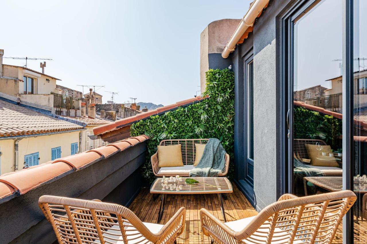 Loft En Ville - Duplex Terrasse Coeur Historique Avec Vue Degagee & Parking Souterrain Offert La Ciotat Exteriör bild