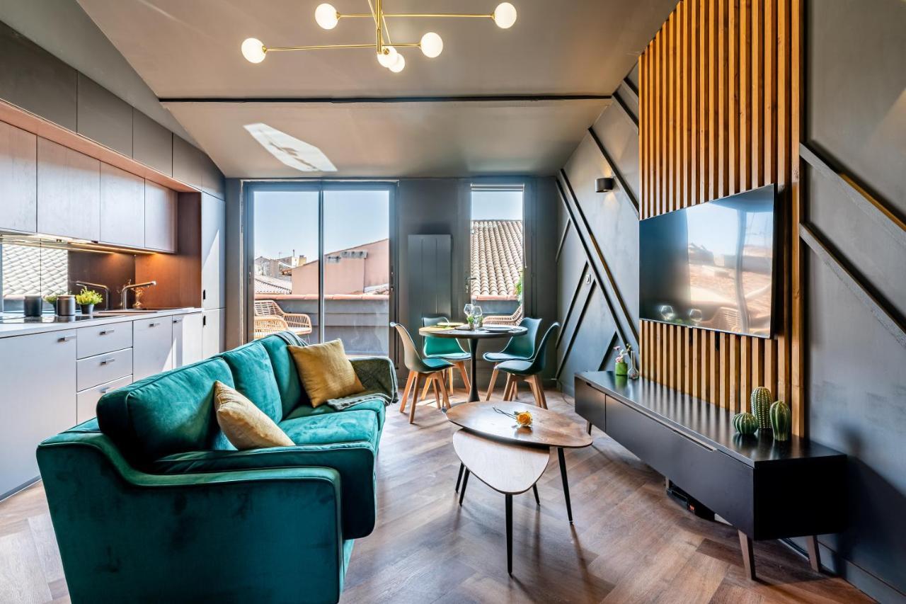 Loft En Ville - Duplex Terrasse Coeur Historique Avec Vue Degagee & Parking Souterrain Offert La Ciotat Exteriör bild
